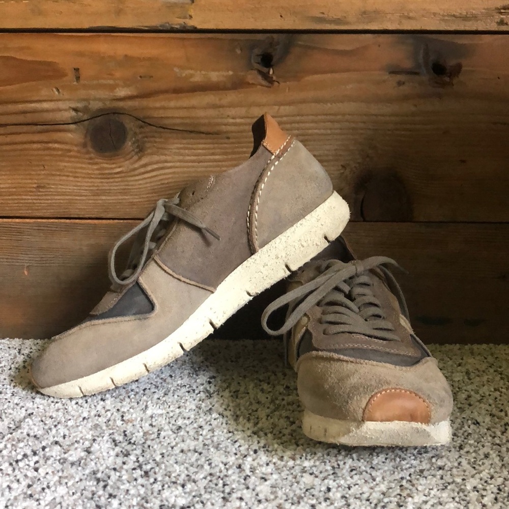NWT and Box OTBT Snowbird Stone Tennis Shoe